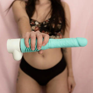 Hitting The G-Spot with a Thrusting Dildo
